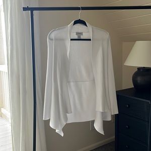 Women’s Carmen Marc Valvo White Ribbed Sweater Cardigan